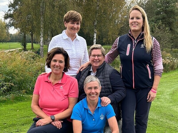 Image of Ladies Captains Team